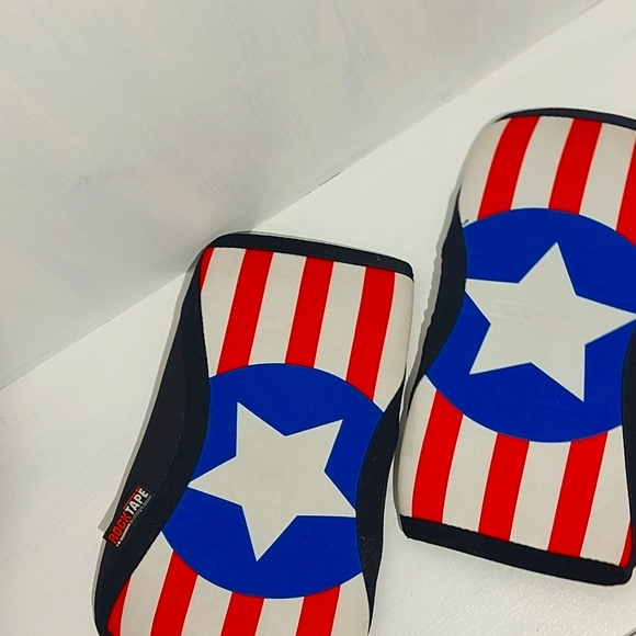 Rock Tape Weight Lifting Sleeve Knee Cap Pads Captain America Size S - Picture 2 of 6